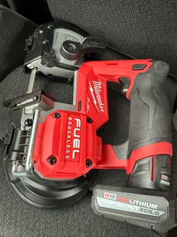 Milwaukee M12 FUEL Compact Band Saw with 5.0 Battery