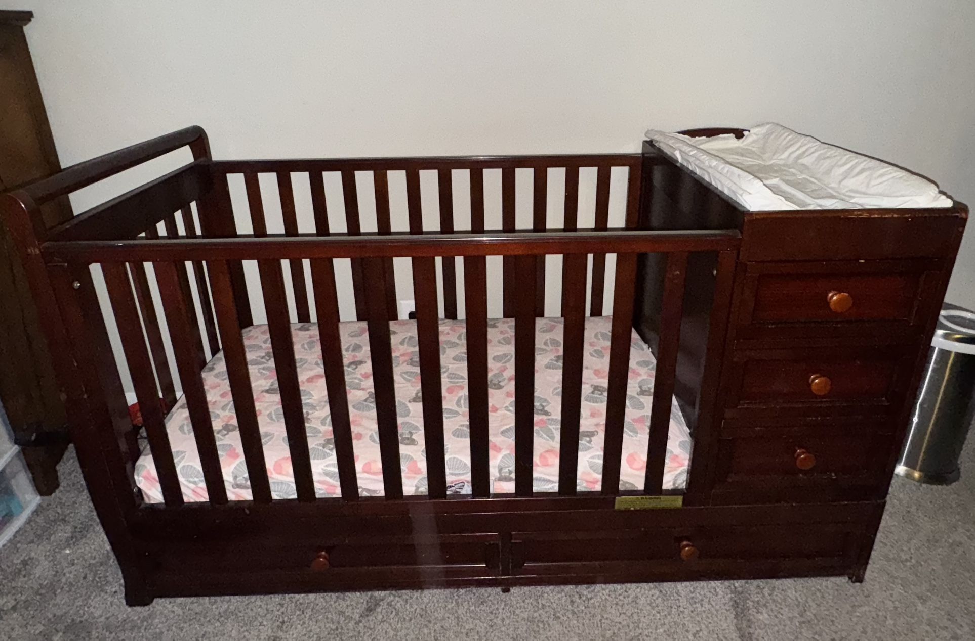 Crib With Changing Table