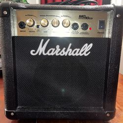 Marshall MG10CD amp