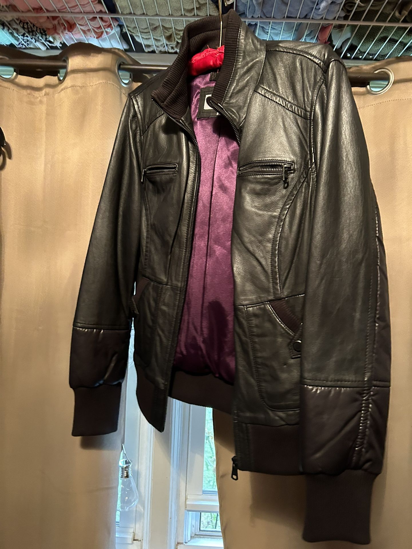 Woman’s Bomber Jacket - New