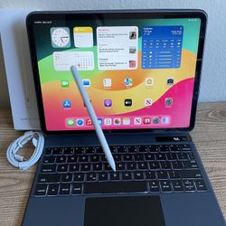 iPad Pro 11” (M2 chip / 2022 model) 4th Generation 128GB with keyboard case and stylus pen