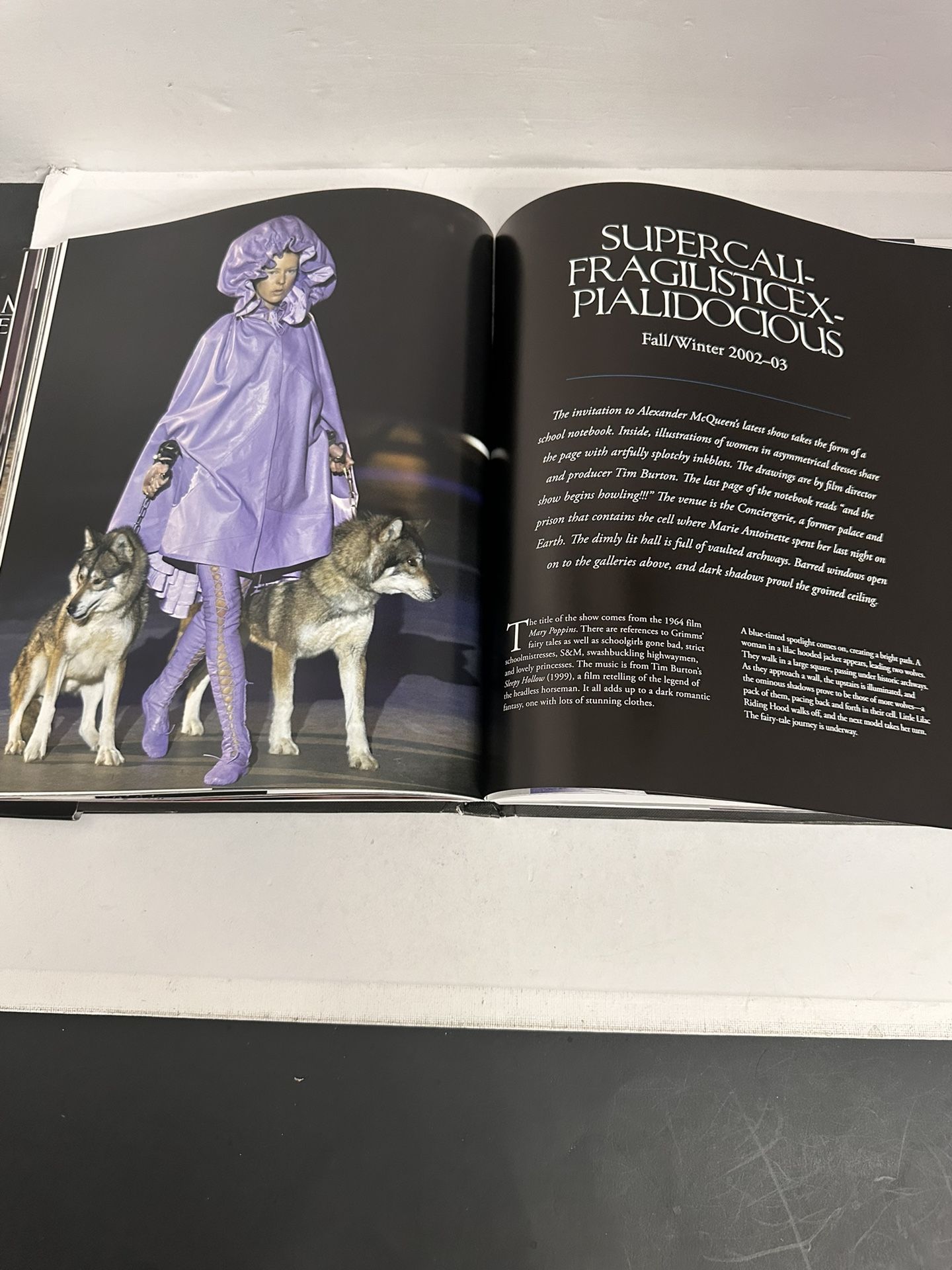 Alexander Mcqueen : Evolution by Katherine Gleason (2012