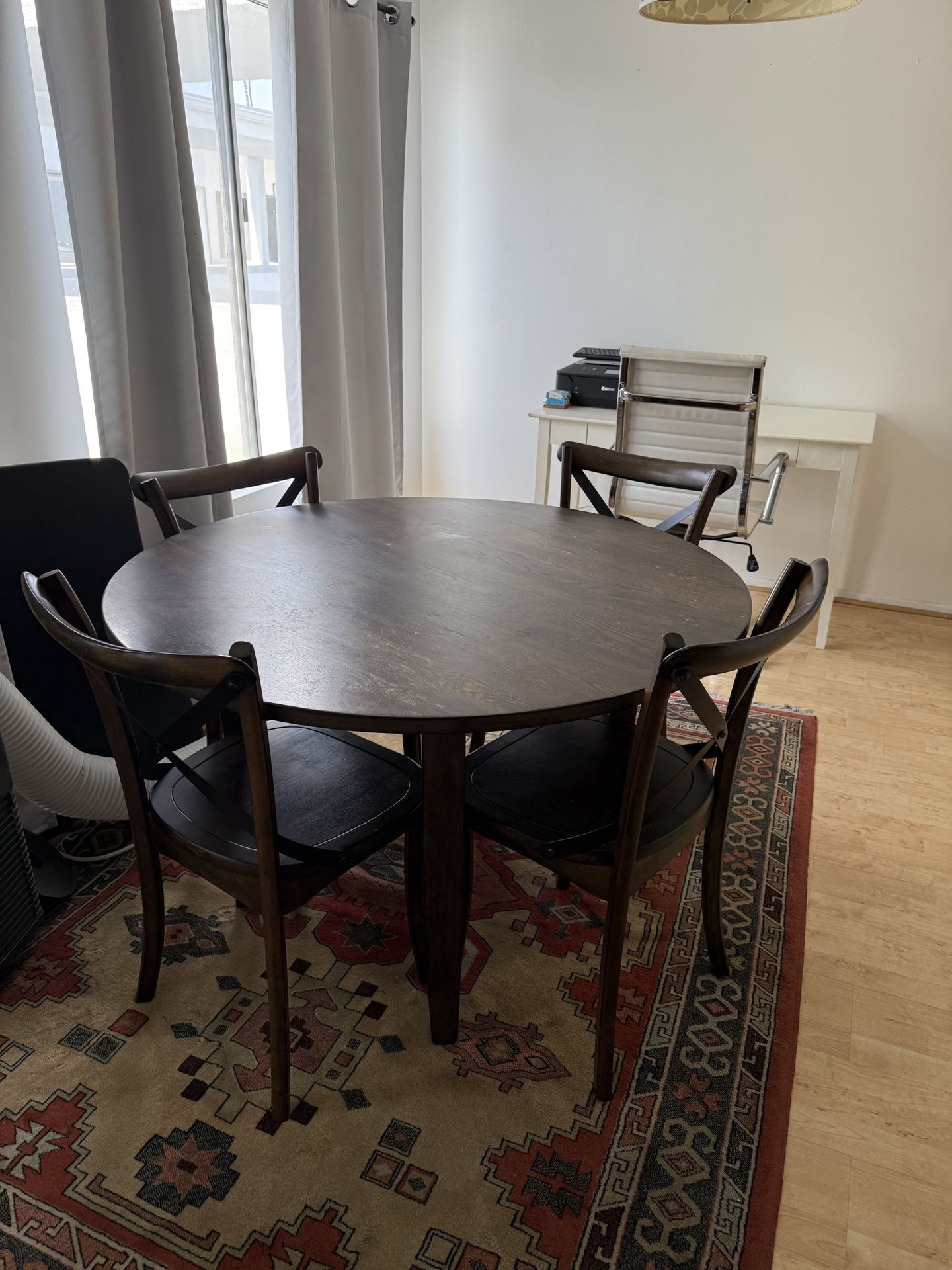 Round Dining Table + 4 Chairs
