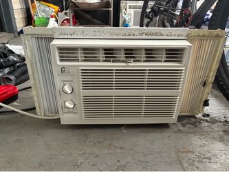 AC window unit