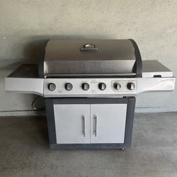Brinkmann 4-Burner Propane Grill w/ Side Burner
