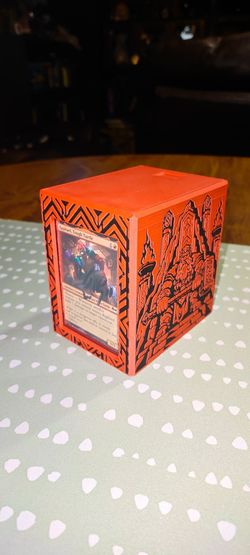 3D Printed Dwarf Commander Deck Box