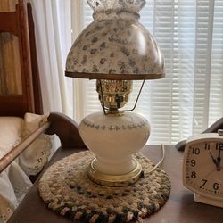 Vintage Small Electric Lamp