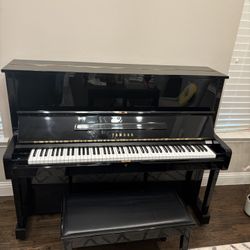 Yamaha Piano