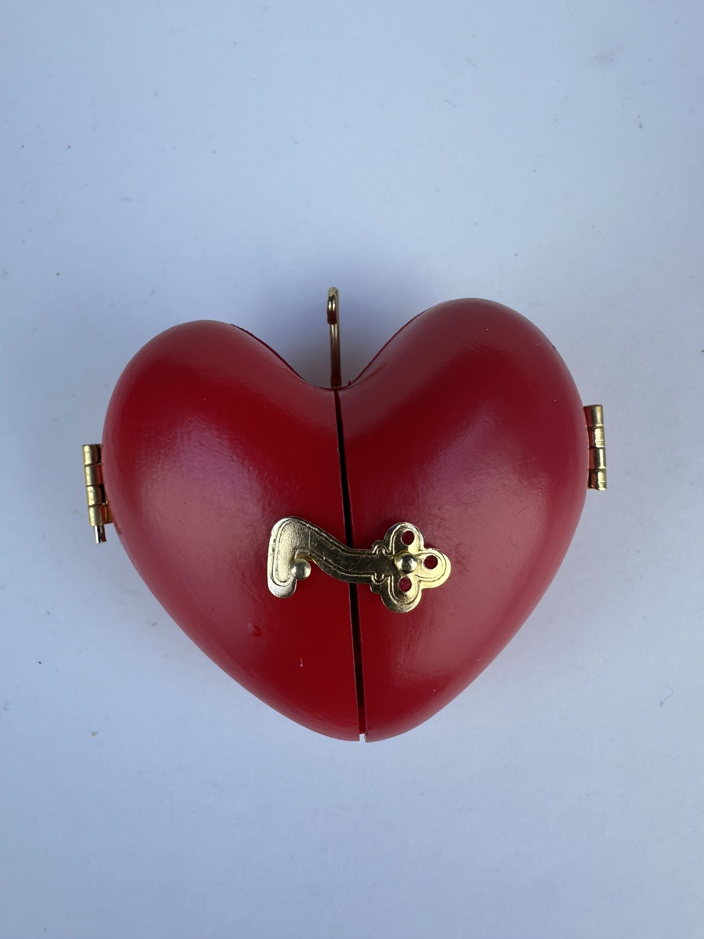 Vintage Hallmark Ornament 1993 Heart Of Christmas