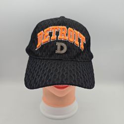 Unbranded Embroidered Detroit Logo w/Metal D Lightweight Acrylic Adjustable Hat. 11