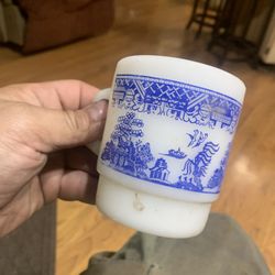 Fire-King Blue Willow Mug – Anchor Hocking Milk Glass – USA Oven-Proof 1960s