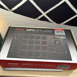AKAI MPC STUDIO ONE 