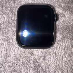 Apple Watch SE 40mm Excellent Condition