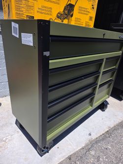 Husky Standard Duty 42 in. x 18 in. D 8-Drawer Matte Army Green Rolling Tool Chest Combo