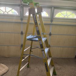 Brand New Louisville Ladder 