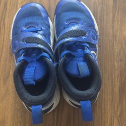 Nike Shoes 10$ Each Pair 