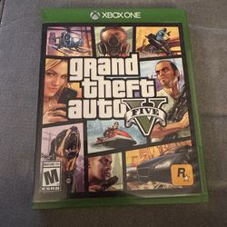Grand Theft Auto V Xbox One with Map