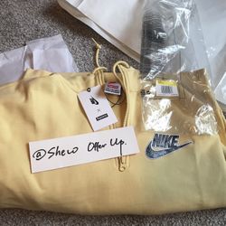 Supreme Nike Hoodie Half Zip Yellow Small