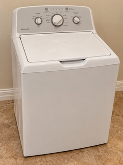 Hotpoint 3.8 Cu Ft Top Load Washer – Works Great
