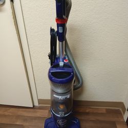 Hover MAXlife Pet Bagless Vacuum Cleaner  