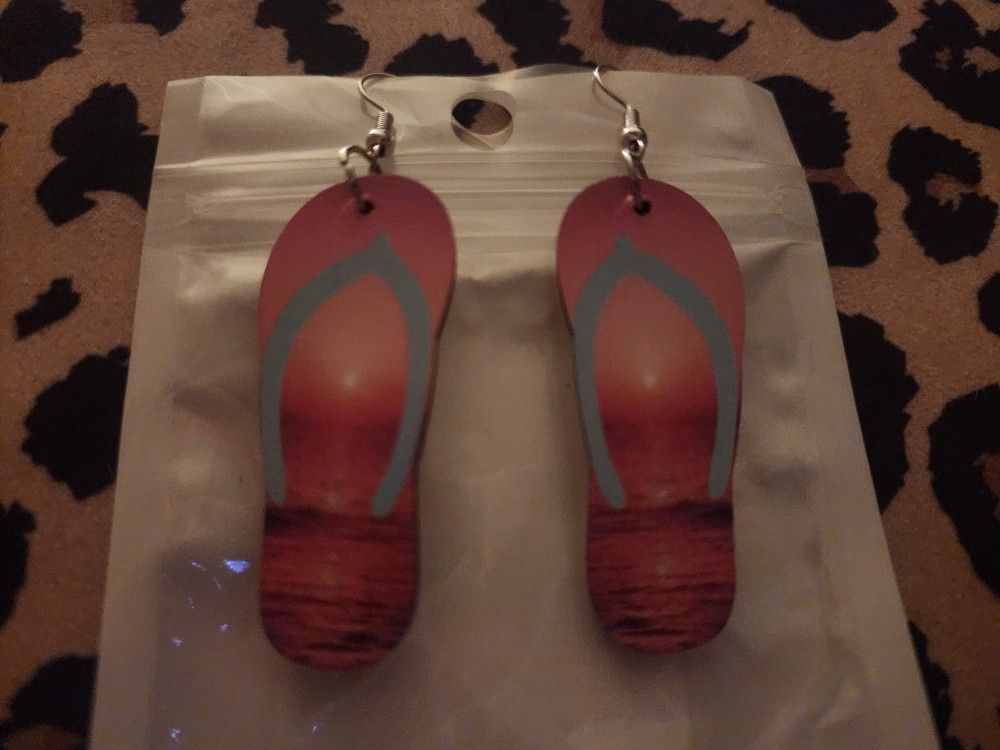 Flip-Flop Pierced Earrings - CUTE!