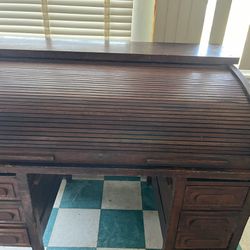 Antique Oak Large Roll Top Desk