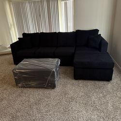 Brand New Black Sectionals With Free Ottoman 