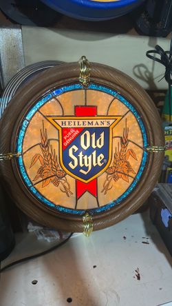 Old style beer light up sign