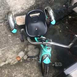 Schwinn Toddler Trike