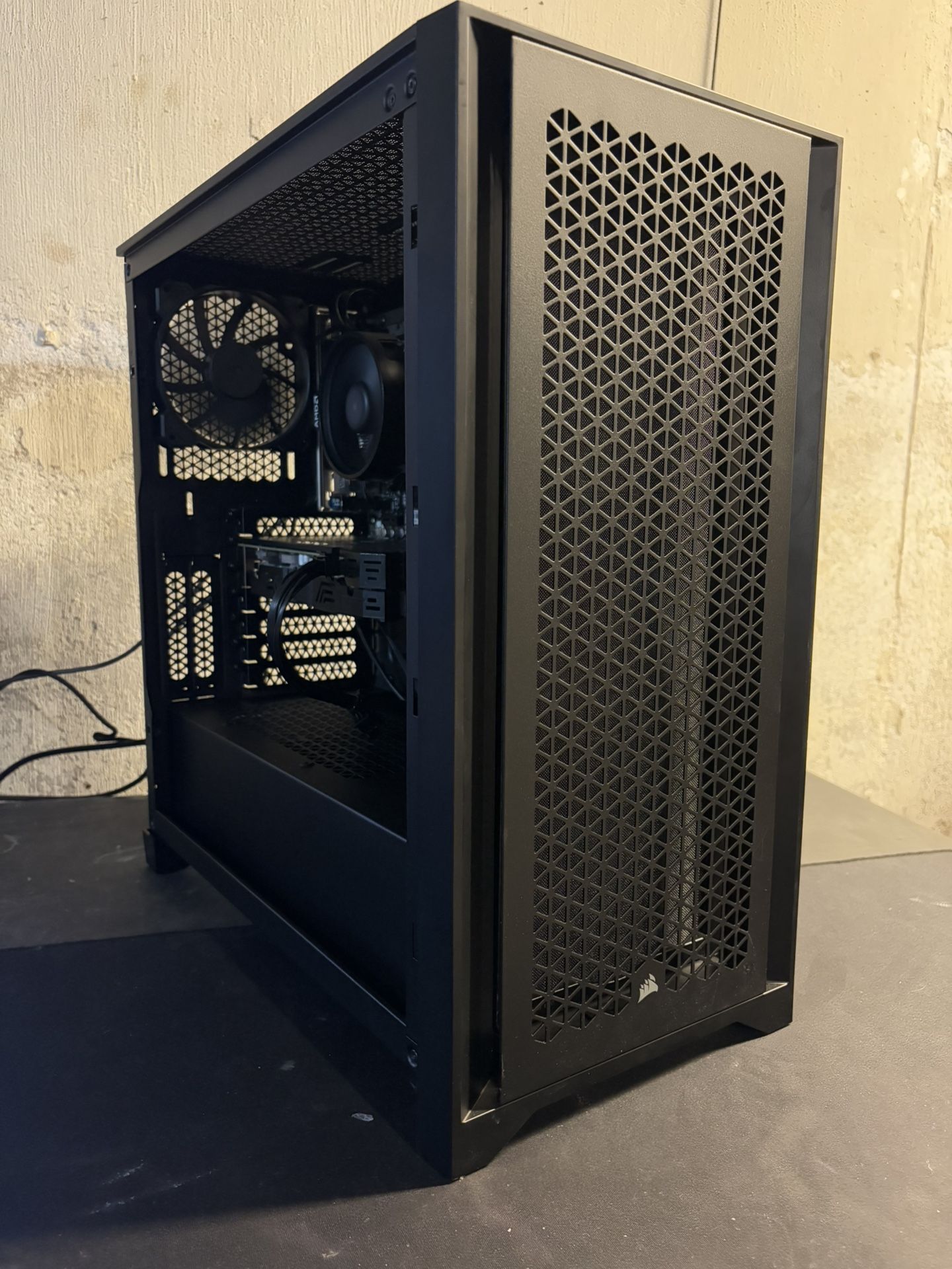 Corsair 4000D Airflow Gaming PC.