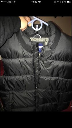 Old navy vest like new 2xl