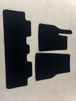 Tesla Model Y Juniper Floor Mats (NEW)