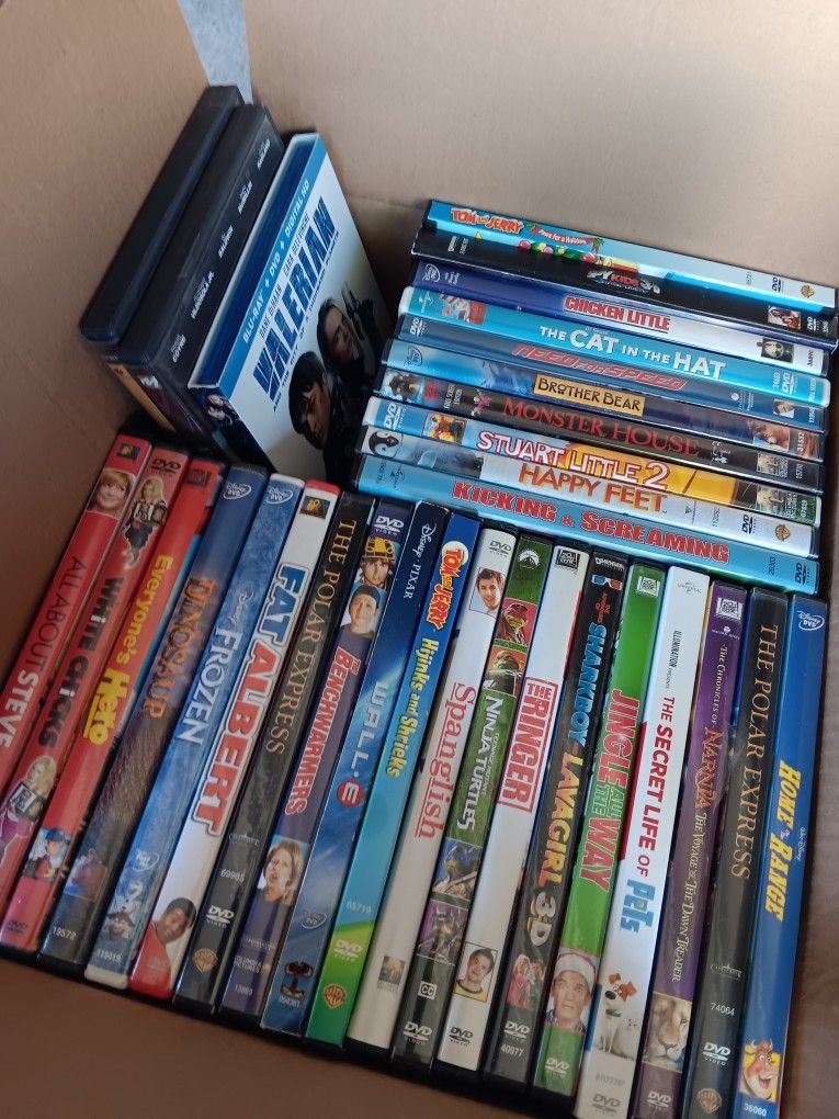 DVDS 📀 Lot# 32 Of Them $ 10.00 💪