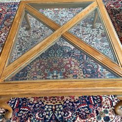 Coffee table Glass & Wood $35