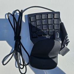 Razer Tartarus V2 Gaming Keypad / Keyboard