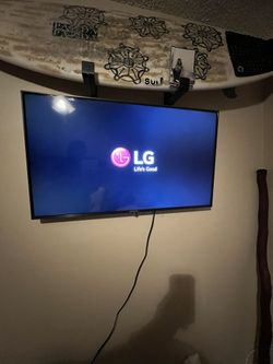 Brand New LG 44 Inch Flatscreen