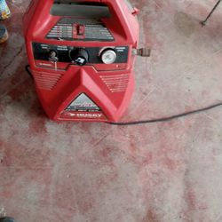 Husky Portable. Compressor