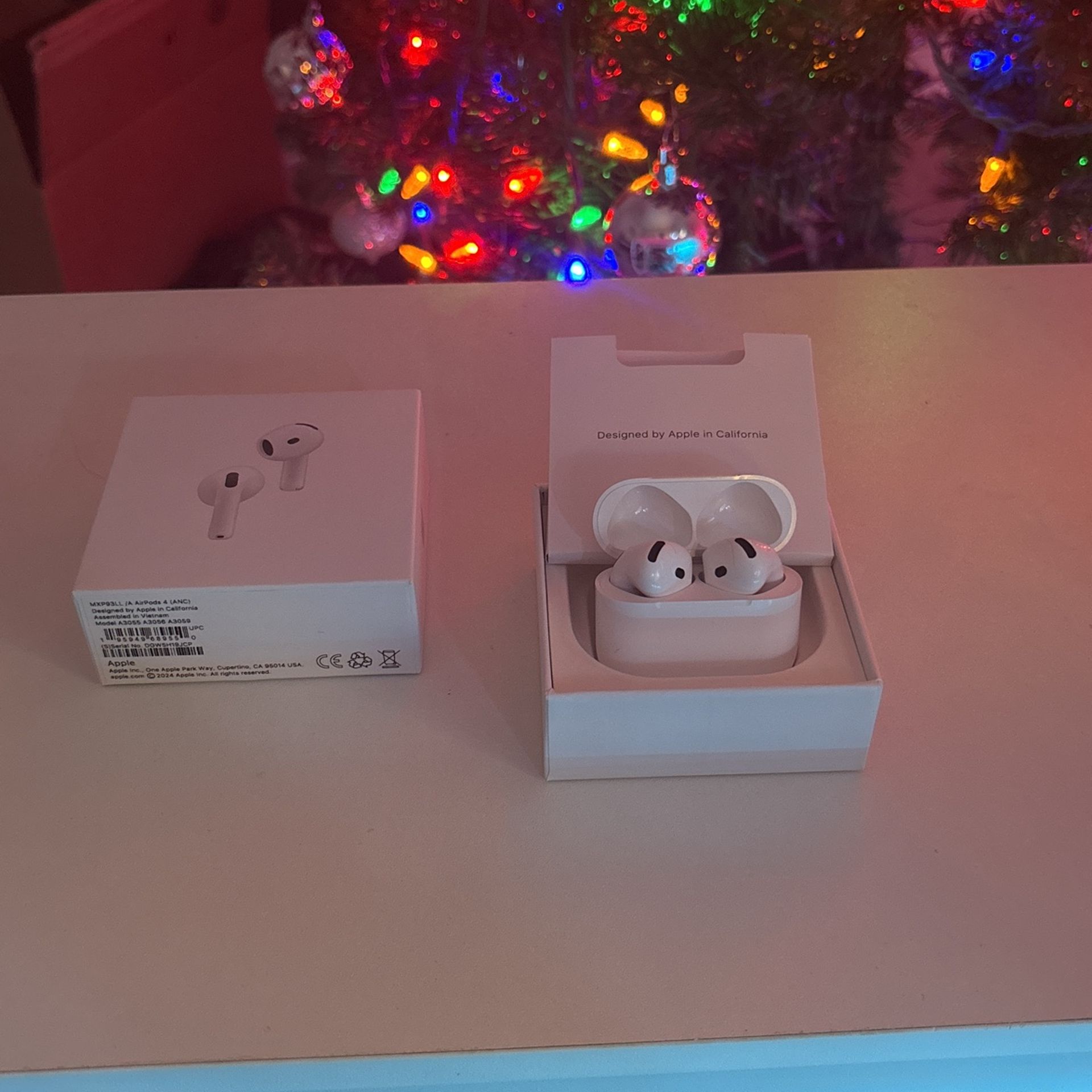 Airpods Gen 4 with Active Noice Cancellation (ANC, USB-C)