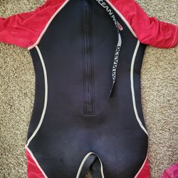 kids wetsuit
