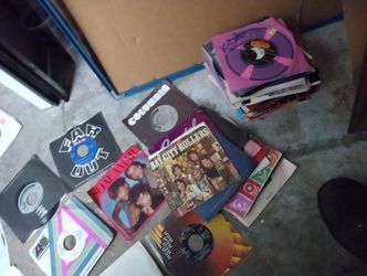 77 LPs  45s Vintage