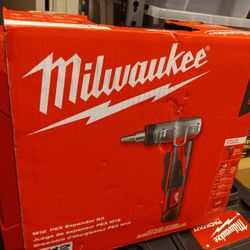 Milwaukee M12 PEX Expander Kit 