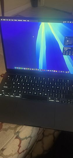 MacBook Air M2