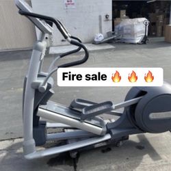 PRECOR 546 Elliptical With Incline 🔥 🔥 🔥 