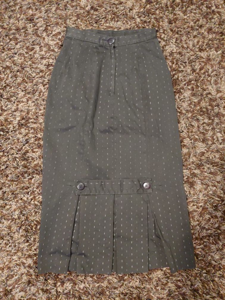 Super cute pencil skirt