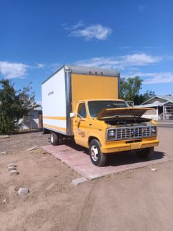 Ford Box truck