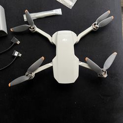 DGI Mini 2 Drone