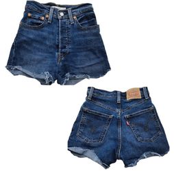 LEVI’S - RIBCAGE STRAIGHT Button-Fly Raw Hem Denim Shorts - 24