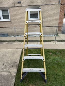 Werner 6 ft Fiberglass Step Ladder . $50.00 or best offer.