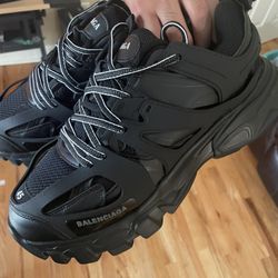 Balenciaga Tracks Men’s 10