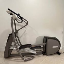 PRICE REDUCED- Precor 5.35 Elliptical – Excellent Condition – Commercial Quality